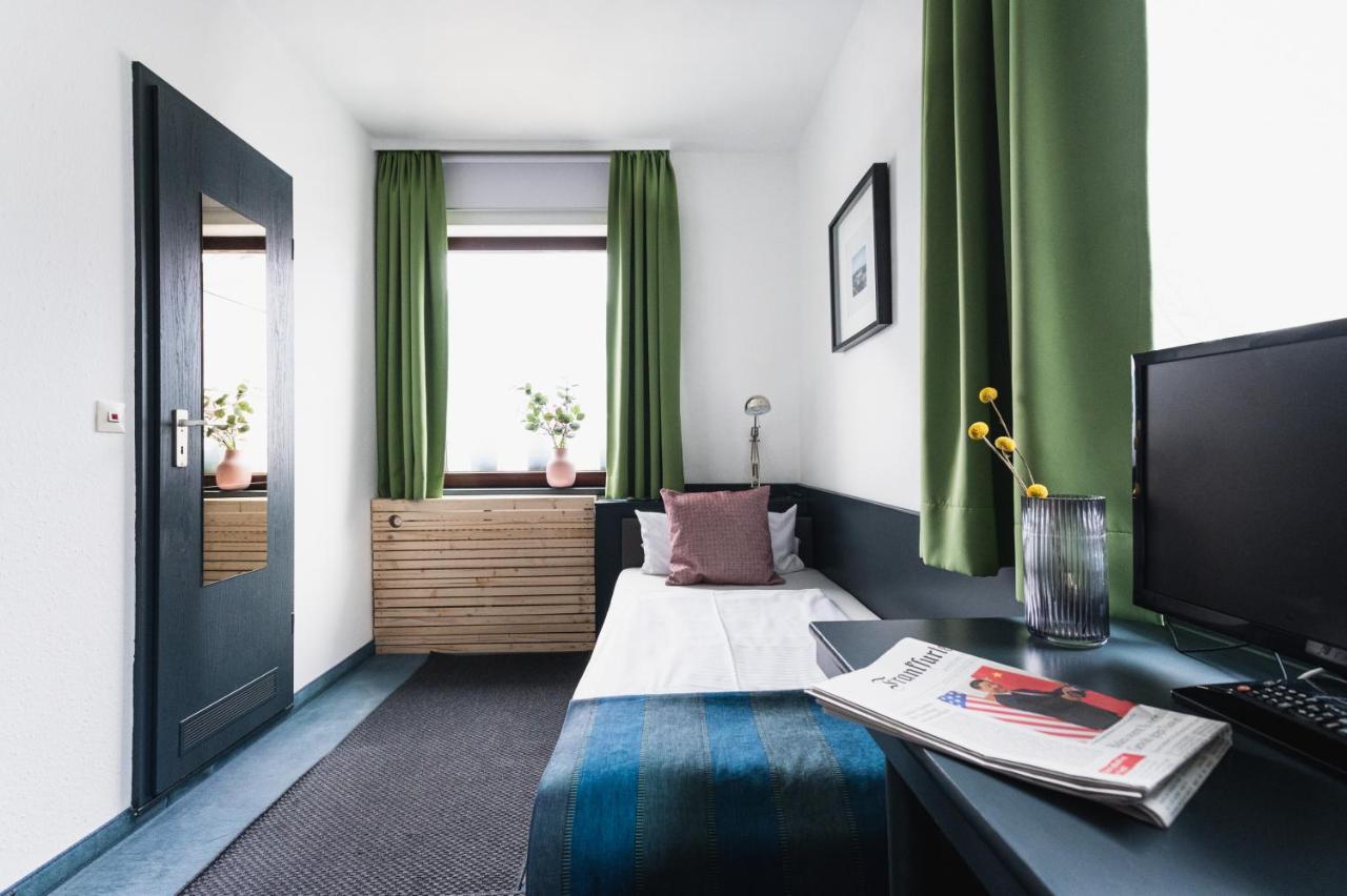 City Hotel Fellbach 24H Check-In Ngoại thất bức ảnh