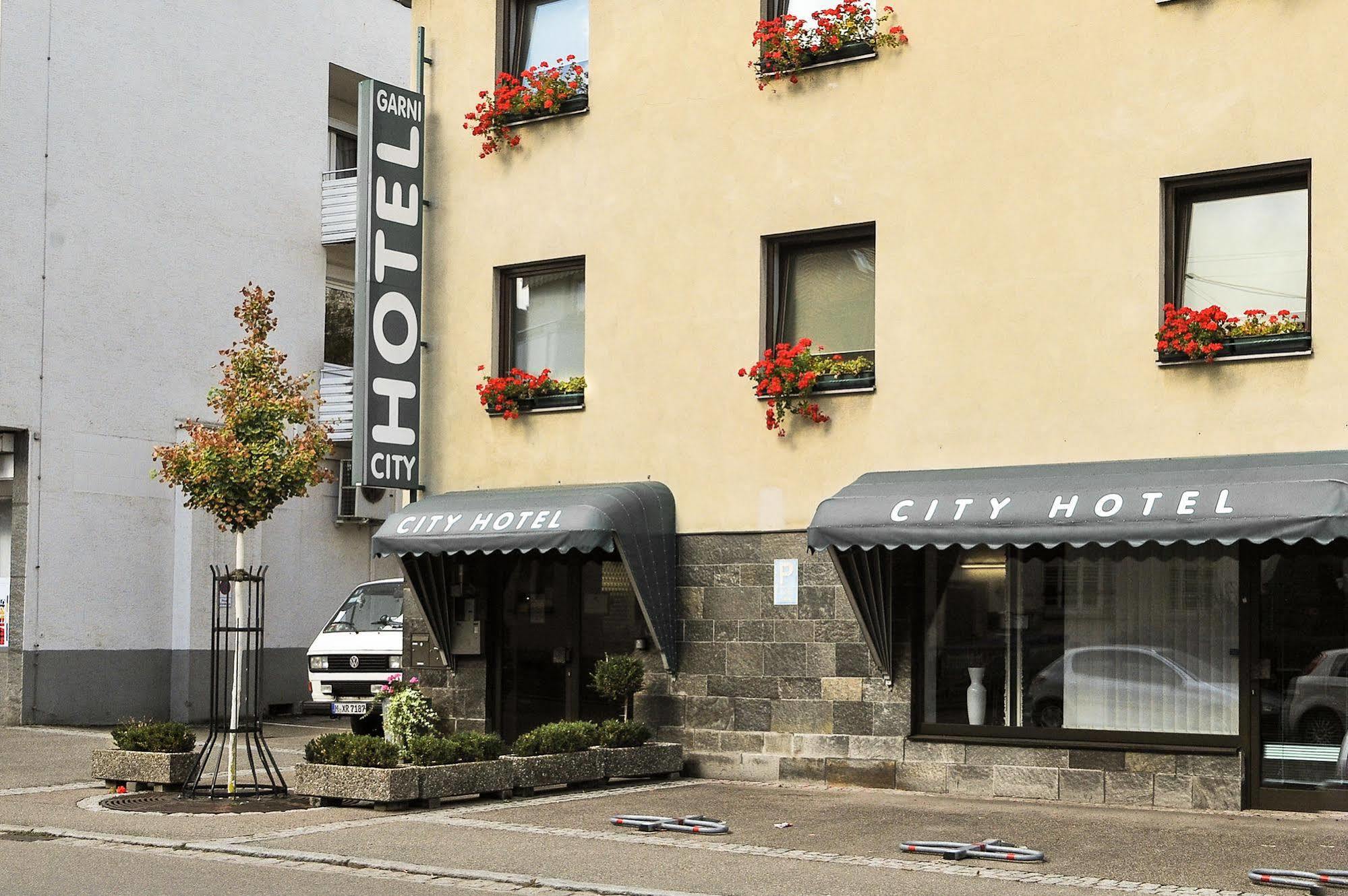 City Hotel Fellbach 24H Check-In Ngoại thất bức ảnh